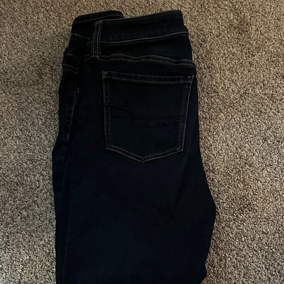 American Eagle Outfitters Women's Deep Indigo Skinny Jeans - Picture 2 of 2